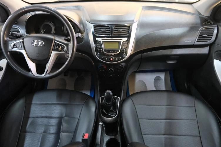 Hyundai Solaris 13 из 22