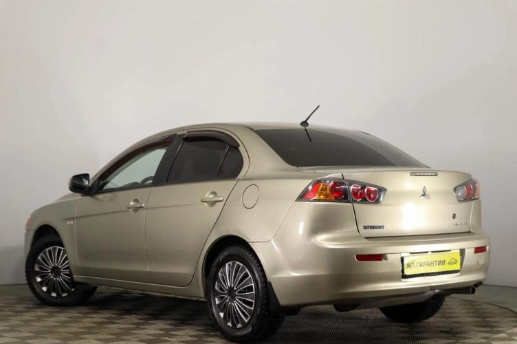 Mitsubishi Lancer 6 из 6