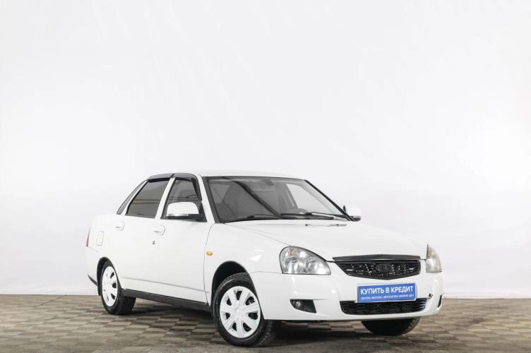 ВАЗ (LADA) Priora 1 из 6
