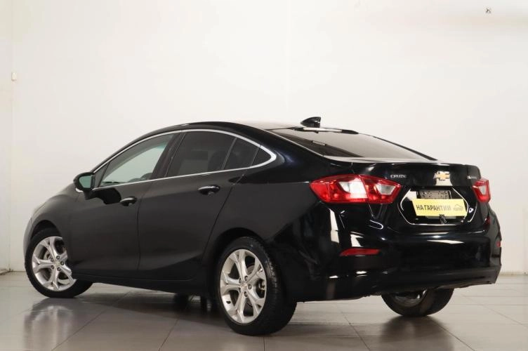 Chevrolet Cruze 6 из 6