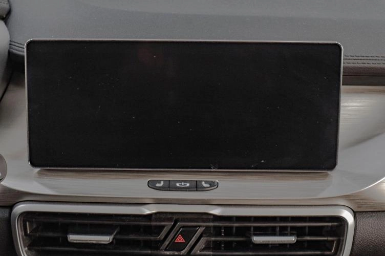 Geely Coolray 13 из 21