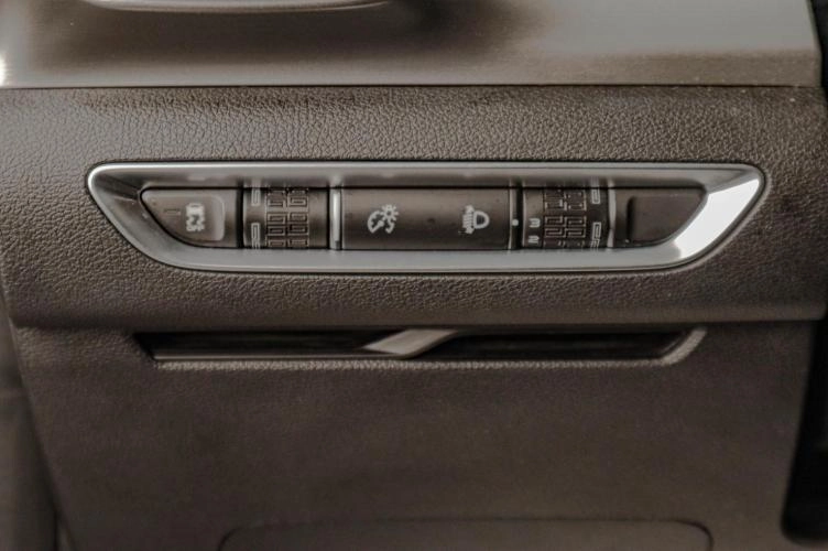 Geely Coolray 9 из 21