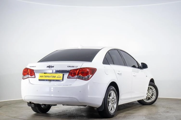 Chevrolet Cruze 4 из 6