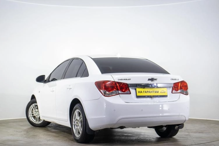 Chevrolet Cruze 6 из 6