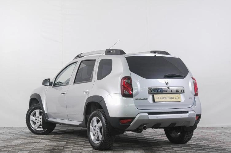 Renault Duster 4 из 6