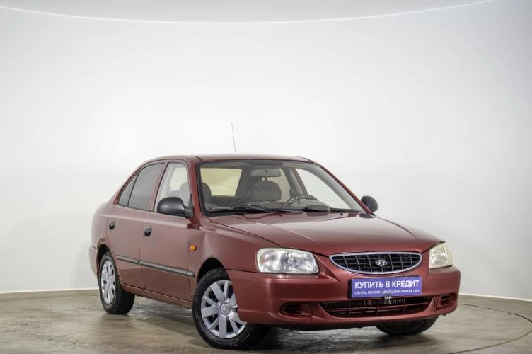 Hyundai Accent 1 из 6
