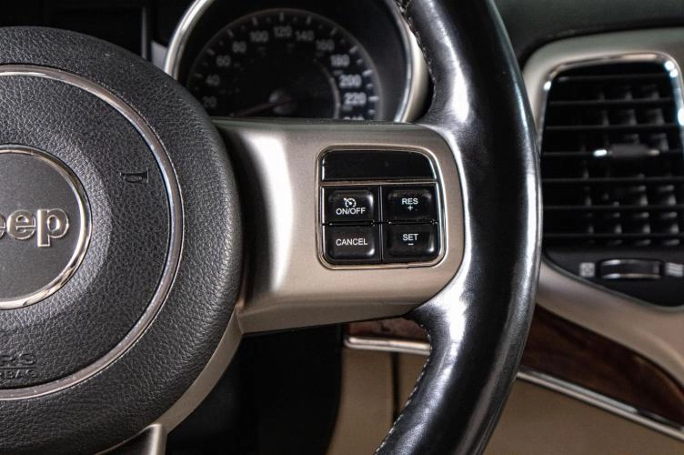 Jeep Grand Cherokee 14 из 22