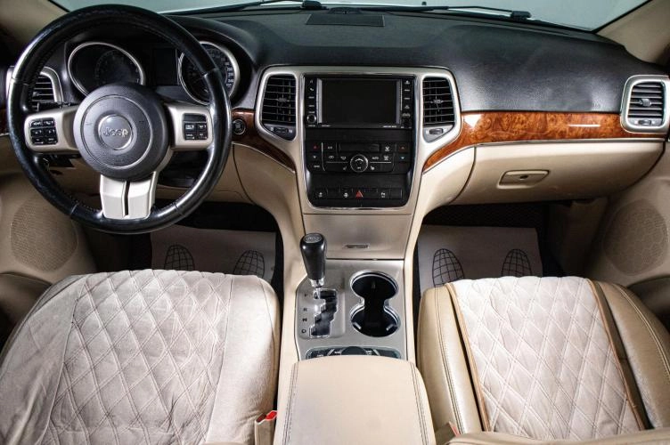 Jeep Grand Cherokee 16 из 22