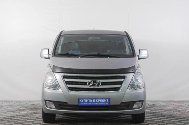 Hyundai H-1 2 из 6