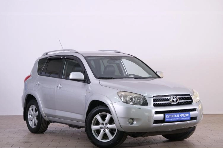 Toyota RAV4 1 из 6