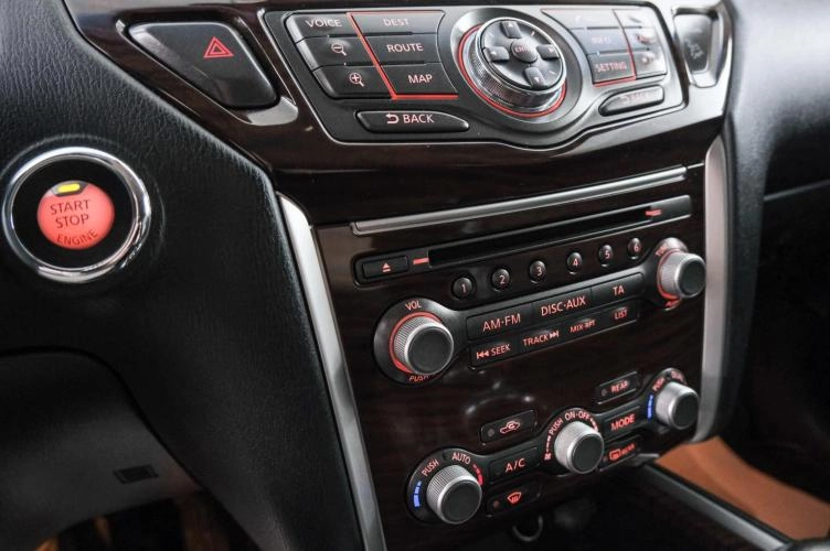 Nissan Pathfinder 16 из 23