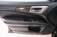 Nissan Pathfinder 20 из 23