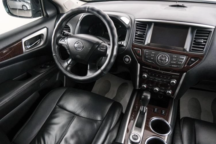 Nissan Pathfinder 9 из 23