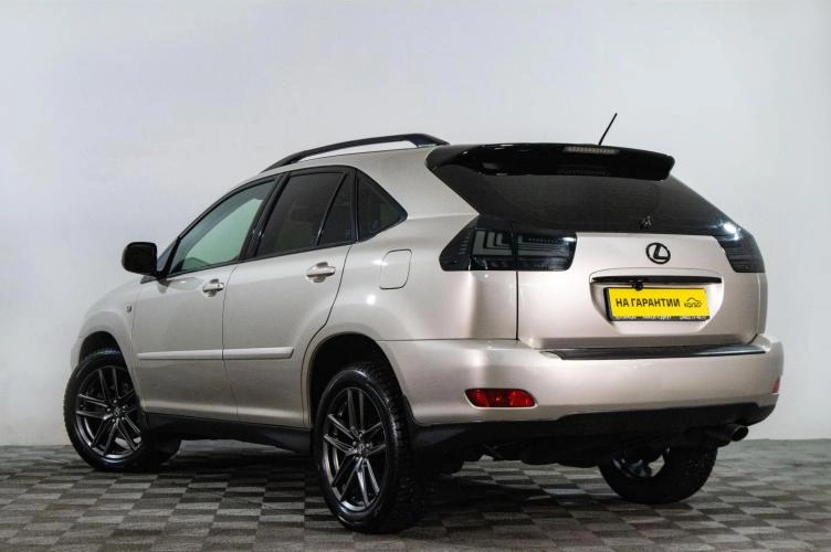 Lexus RX 4 из 6