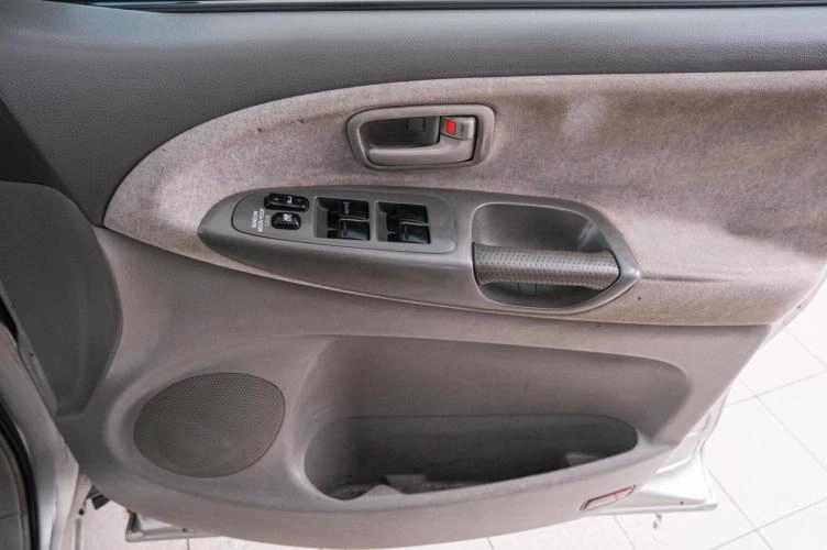 Toyota Estima 16 из 20