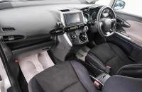 Toyota Wish 10 из 20