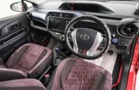 Toyota Aqua 8 из 21