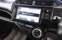 Toyota Aqua 14 из 21