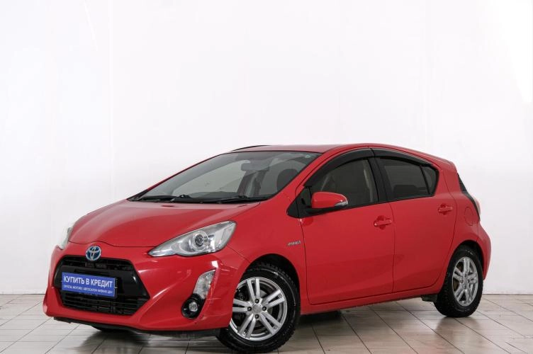 Toyota Aqua 3 из 21