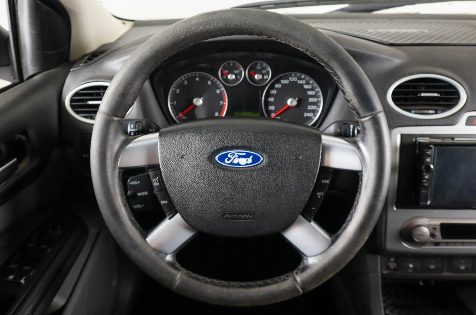 Ford Focus 15 из 23