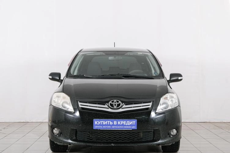 Toyota Auris 2 из 6