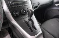 Toyota Auris 16 из 22