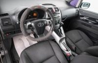 Toyota Auris 8 из 22