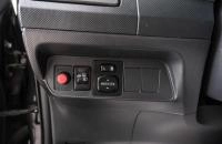 Toyota Auris 18 из 22