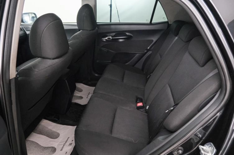 Toyota Auris 20 из 22