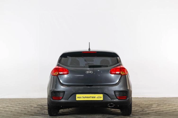 KIA cee'd 5 из 6