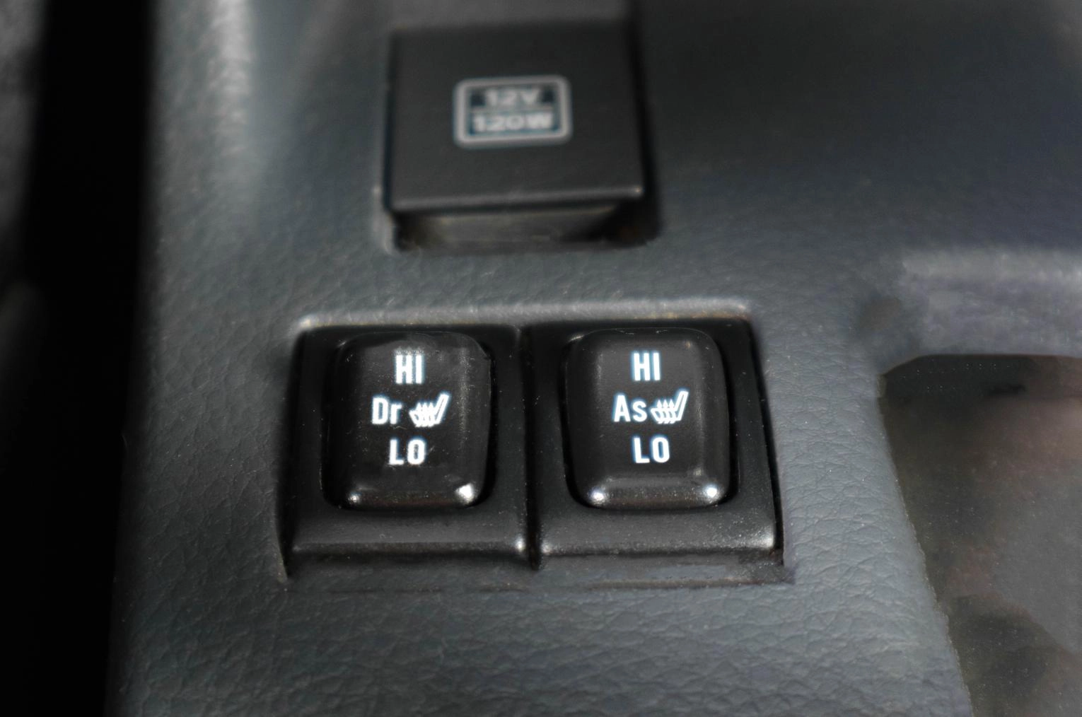 Suzuki Liana 15 из 16