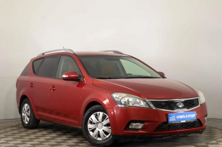 KIA cee'd 1 из 6