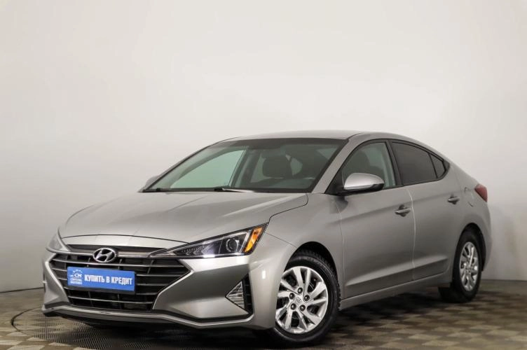 Hyundai Elantra 3 из 6