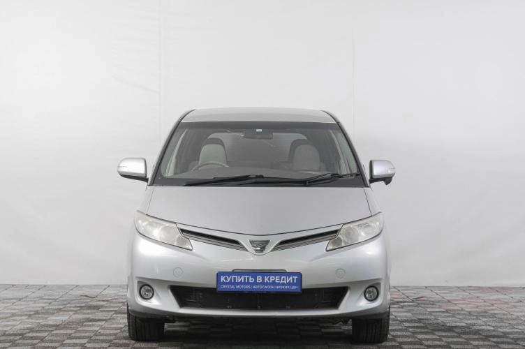Toyota Estima 2 из 6