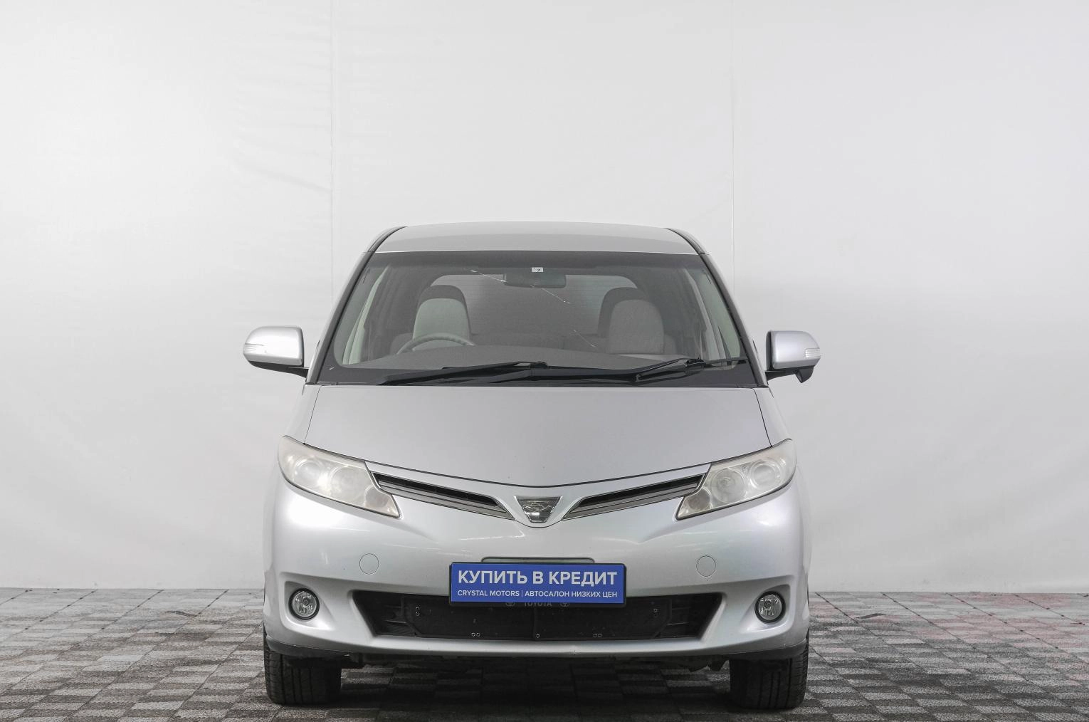 Toyota Estima 2 из 23