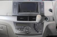 Toyota Estima 18 из 23