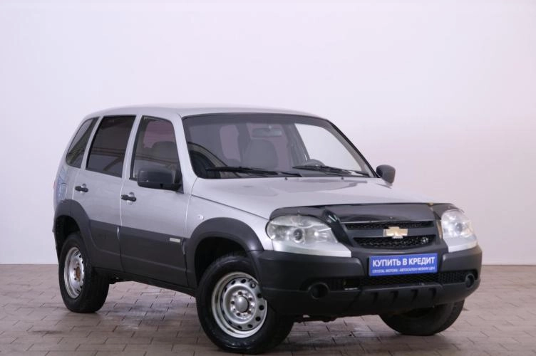 Chevrolet Niva 1 из 6