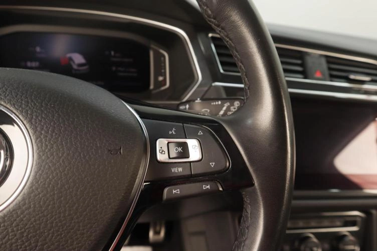 Volkswagen Tiguan 12 из 18