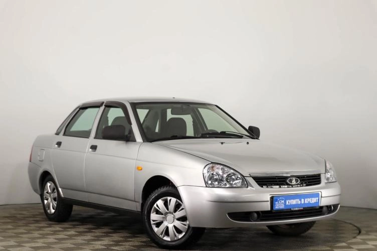 ВАЗ (LADA) Priora 1 из 6