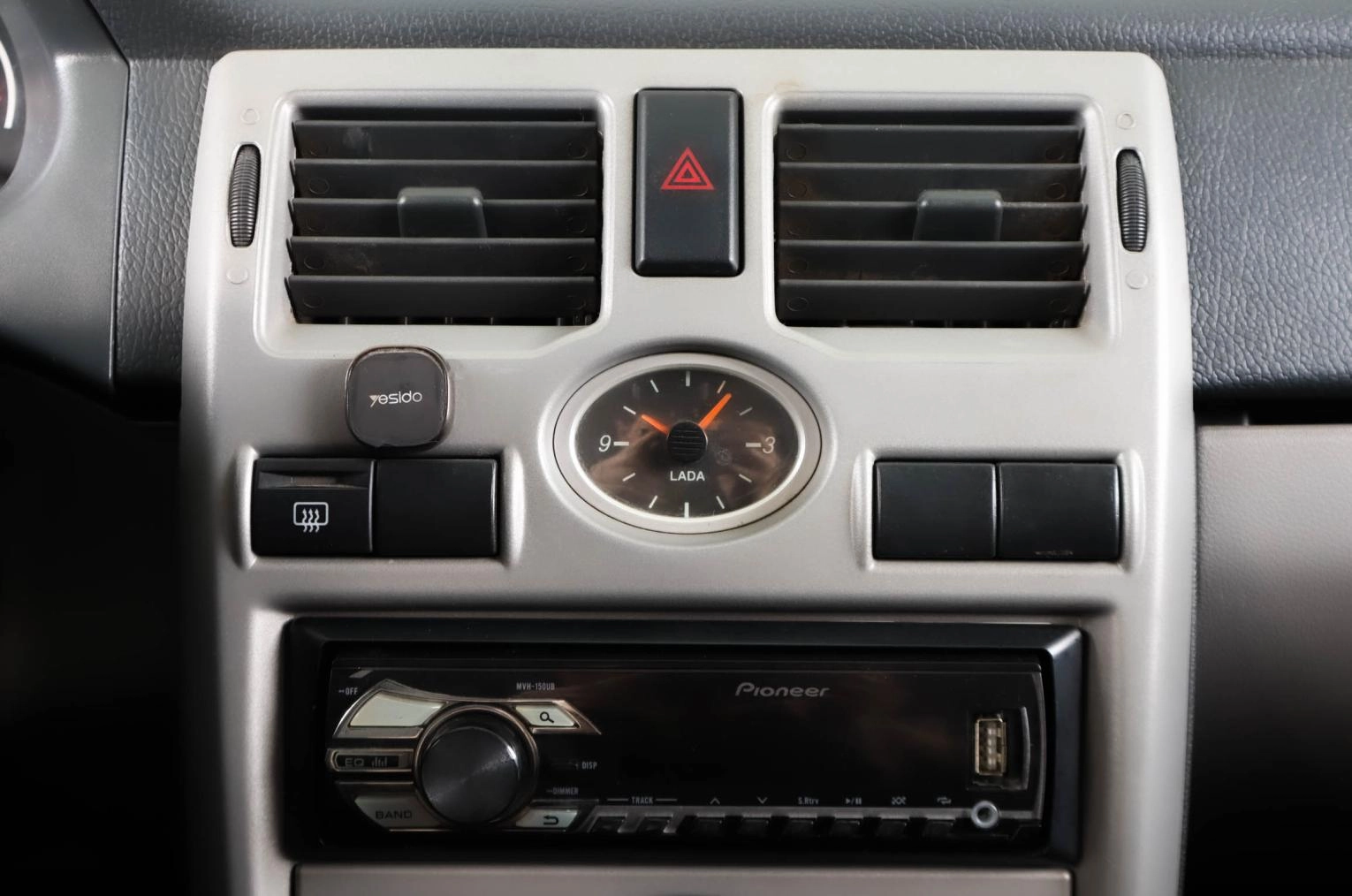 ВАЗ (LADA) Priora 15 из 19