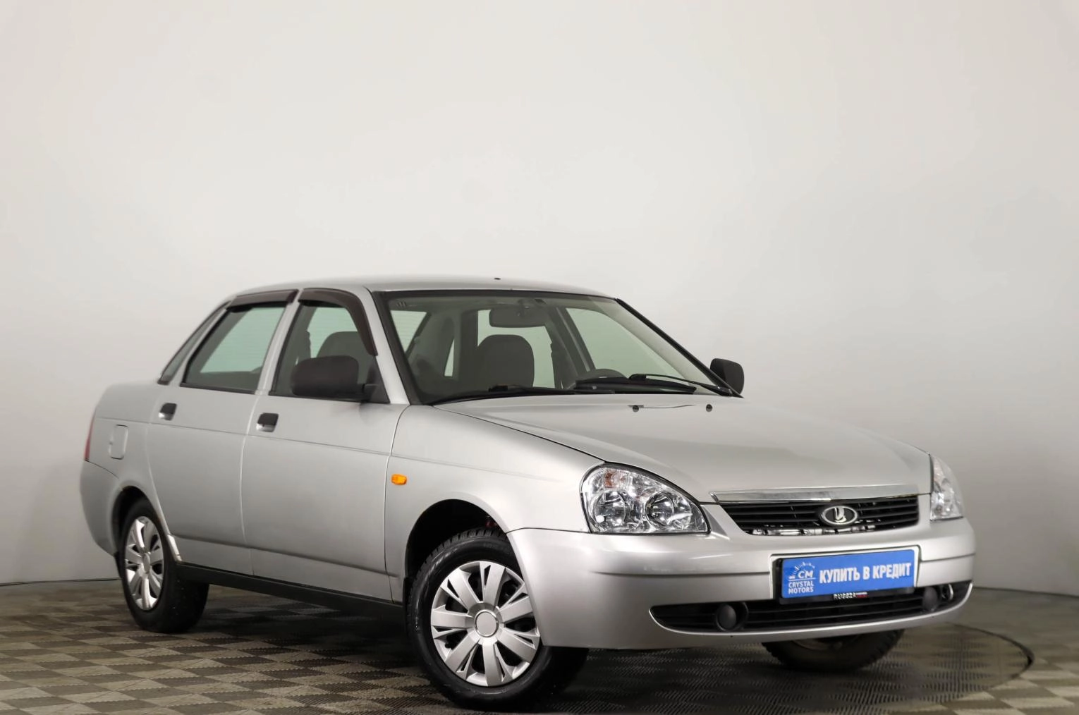 ВАЗ (LADA) Priora 1 из 19