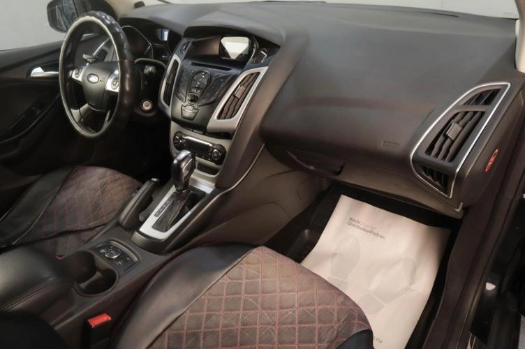 Ford Focus 9 из 17