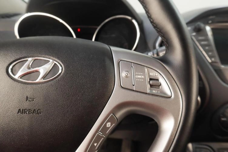Hyundai ix35 12 из 18