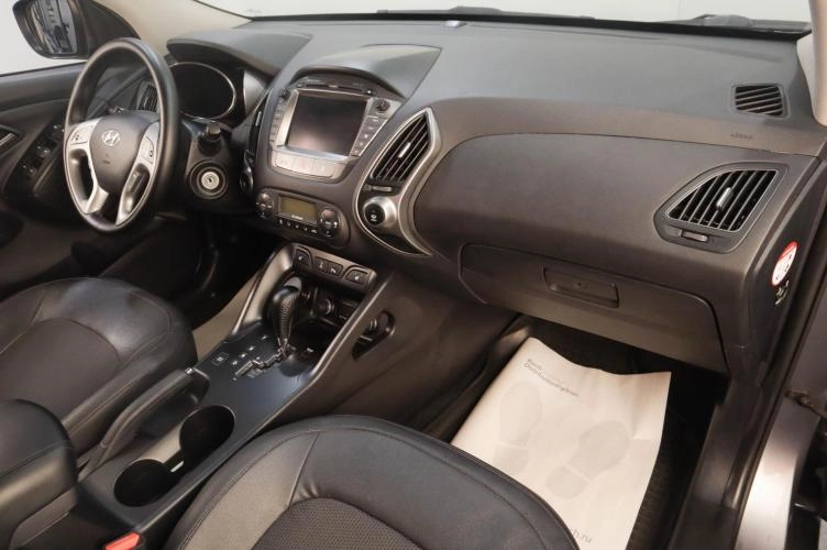 Hyundai ix35 9 из 18