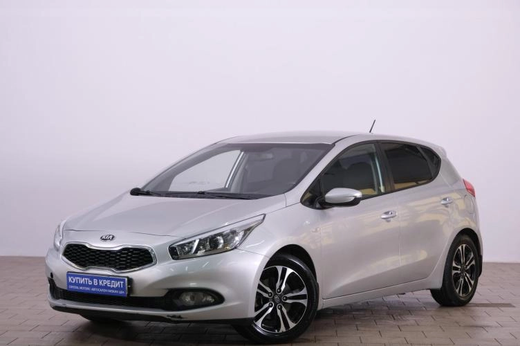 KIA cee'd 3 из 6