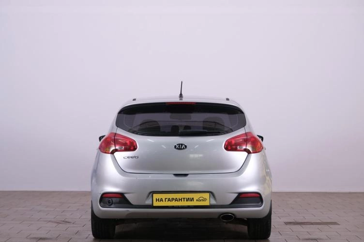 KIA cee'd 5 из 6