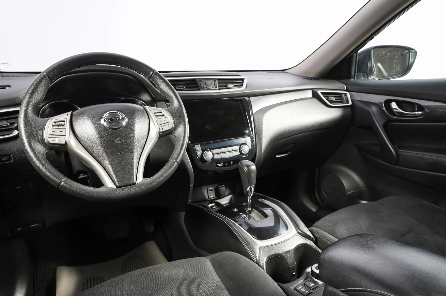 Nissan X-Trail 9 из 18