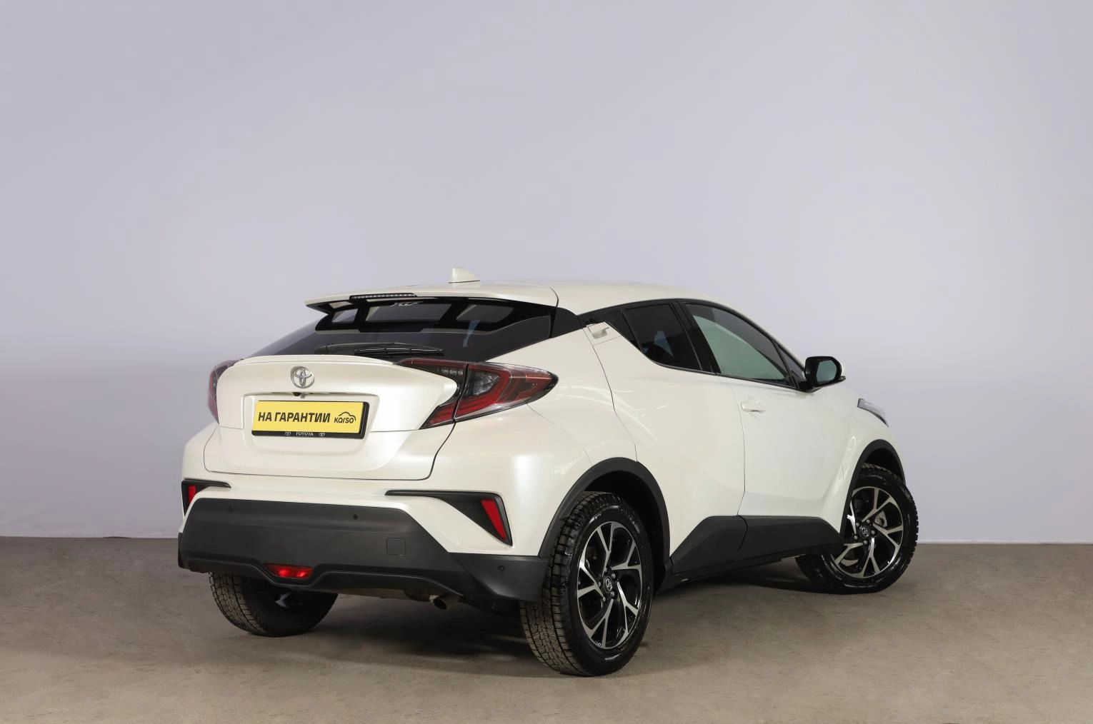 Toyota C-HR 6 из 19