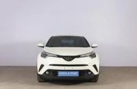 Toyota C-HR 2 из 19