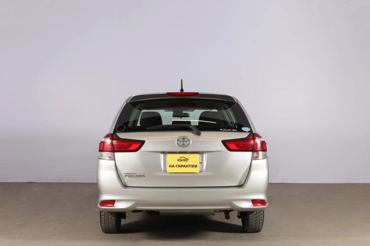 Toyota Corolla Fielder 5 из 6